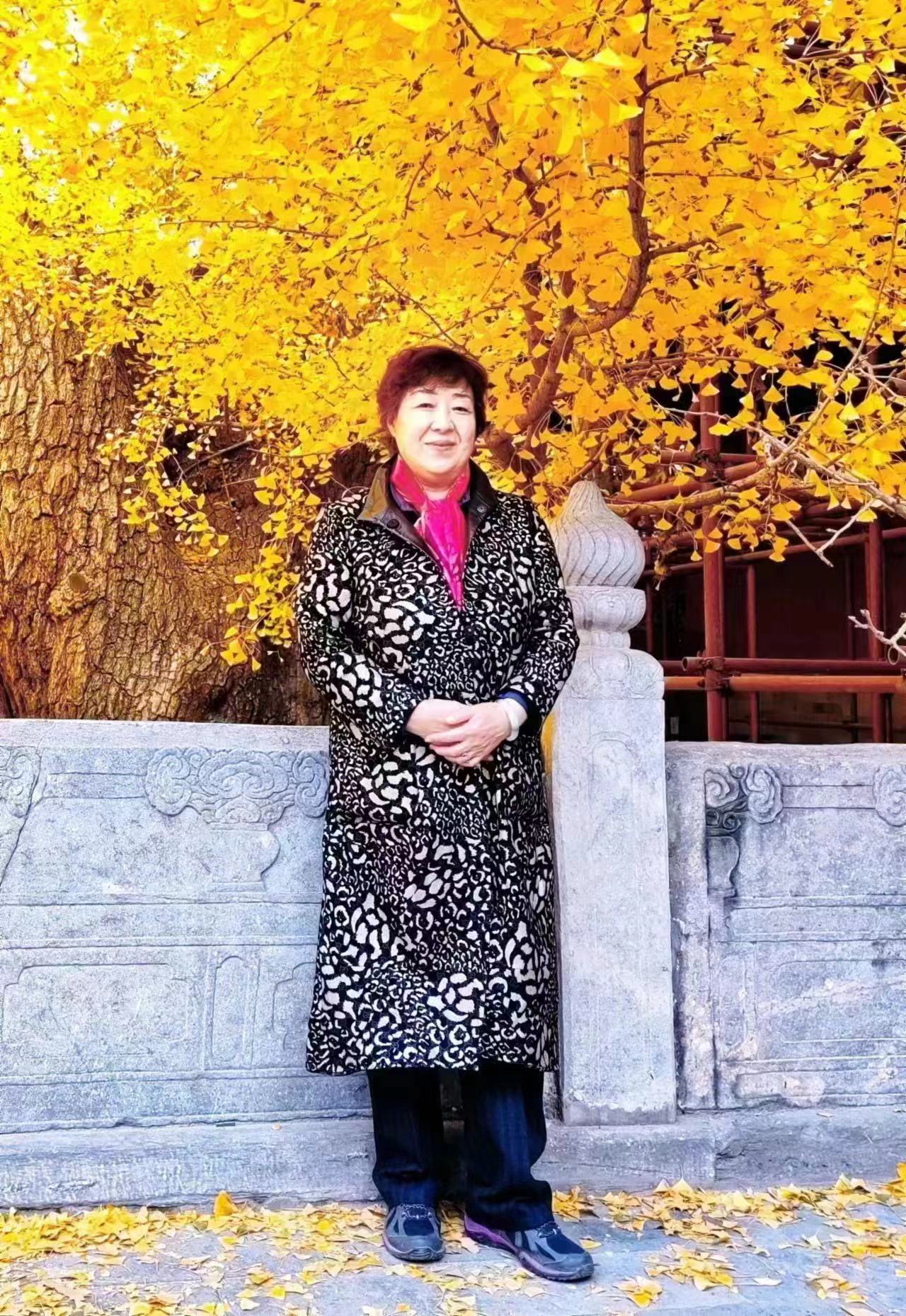 闫1.jpg